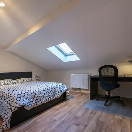 Appartement 4 Chambres A Льеж Экстерьер фото