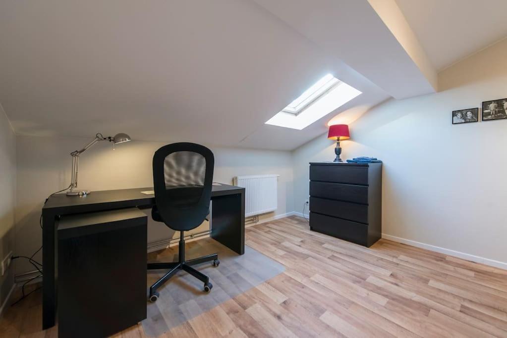 Appartement 4 Chambres A Льеж Экстерьер фото