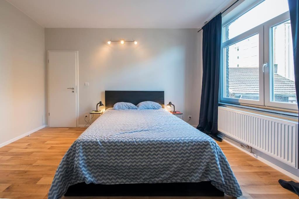 Appartement 4 Chambres A Льеж Экстерьер фото